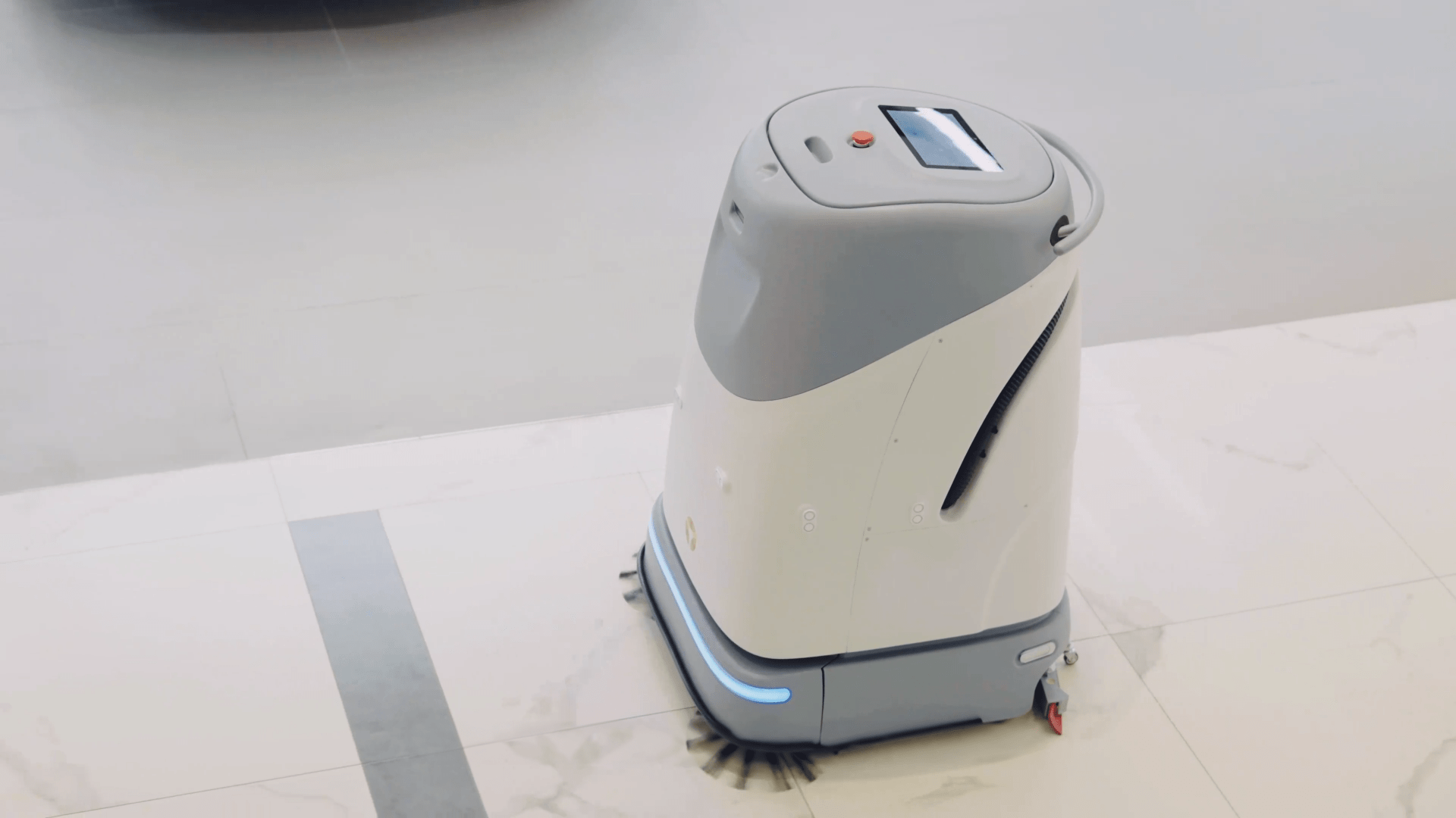 FloorBot Quad 800 The Ultimate Commercial and Industrial Autonomous