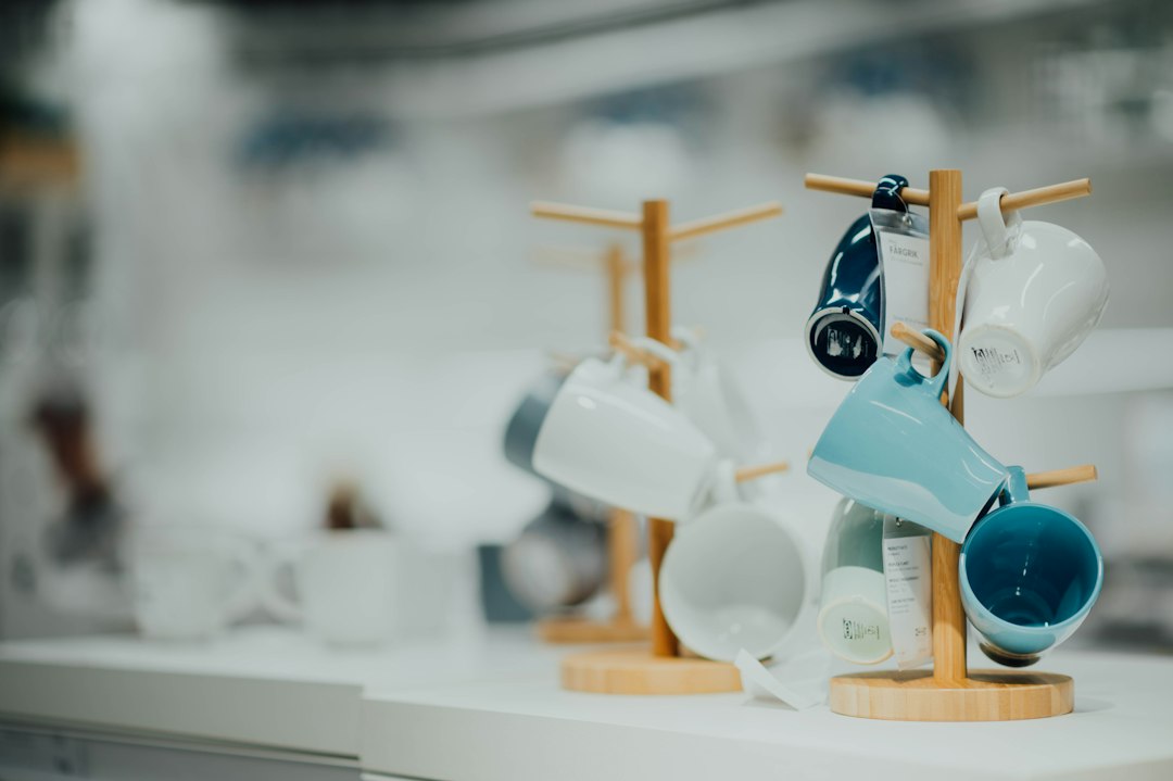 Photo floor robot